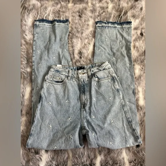 Playboy x Pacsun Jeans Raining Bunnies Embroidered sz 25 - Picture 3 of 5